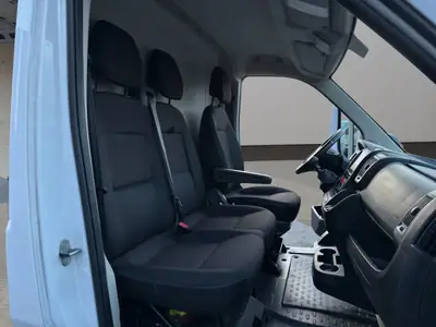 Citroën Jumper 35 2.2 BlueHDi 140 — Utilitaire robuste, faible kilométrage, équipé — Thumbnail 13