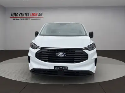 Ford Transit Custom Combi 320 — 9 places, diesel automatique, équipements complets — vue extérieure