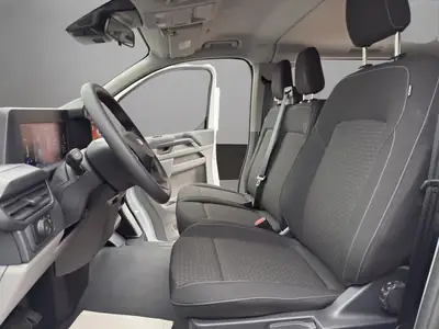 Ford Transit Custom Combi 320 L2H1 — 9 places, diesel automatique, équipé pour les professionnels — Miniature 9
