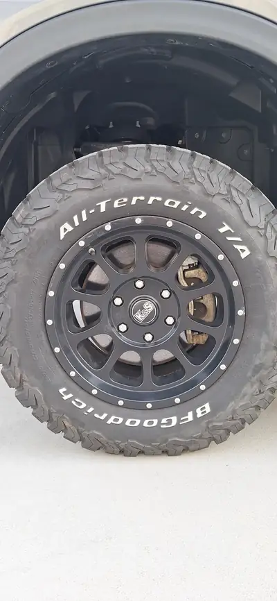 Ford Ranger Wildtrak 2.0 Eco Blue e-4WD — Pickup premium préparé ARB, 9000 km seulement — tableau de bord