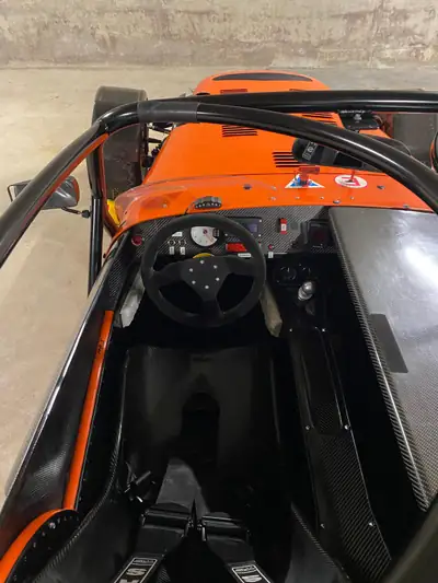 Caterham Seven 485 SV RACE — Bolide de compétition 270 ch, zéro kilomètre — Miniatur 9