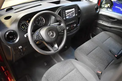 Mercedes-Benz Vito 114 CDI — Utilitaire fiable, moteur neuf, 960 kg de charge utile — Miniature 10