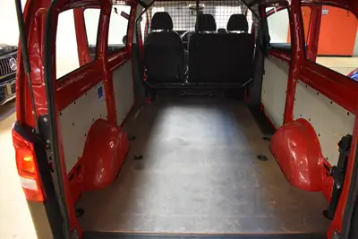 Mercedes-Benz Vito 114 CDI — Utilitaire fiable, moteur neuf, 960 kg de charge utile — Miniature 23