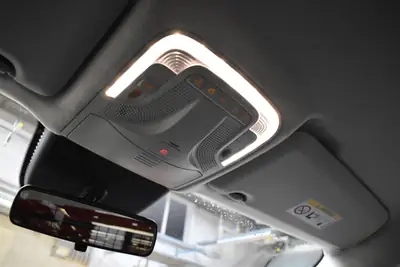 Mercedes-Benz Vito 114 CDI — Utilitaire fiable, moteur neuf, 960 kg de charge utile — Miniature 22