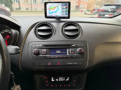 SEAT Ibiza 1.6 TDI FR — Citadine diesel fiable, sans accident, entretien suivi — Miniature 15
