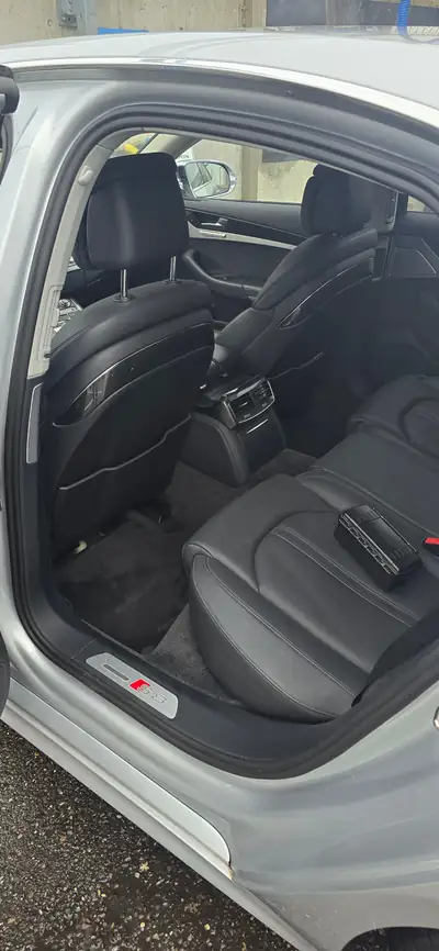 Audi S8 4.0 TFSI V8 — Berline de prestige 520 ch, sans accident — détail