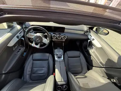 Mercedes-AMG A 35 4Matic Speedshift — 306 ch, berline sportive hautes performances — Miniatura 14