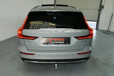 Volvo V60 Cross Country AWD Ultimate — SUV de luxe, 4RM, faible consommation — Miniatur 7