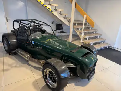 Caterham Seven 620R S3 Race — Bolide de compétition, 310 ch, 1900 km seulement — fianco