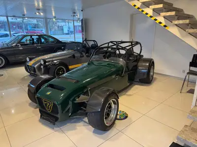 Caterham Seven 620R S3 Race — Bolide de compétition, 310 ch, 1900 km seulement — vista esterna