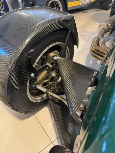 Caterham Seven 620R S3 Race — Bolide de compétition, 310 ch, 1900 km seulement — Miniatura 10