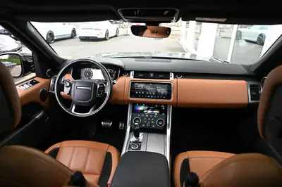 Range Rover Sport 3.0 SDV6 — Prestige diesel, toit panoramique, service frais — Thumbnail 13