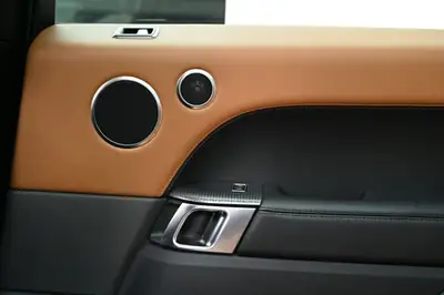 Range Rover Sport 3.0 SDV6 — Prestige diesel, toit panoramique, service frais — Thumbnail 25