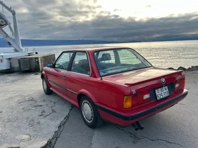 BMW 325 IX 1989 — Coupé sportif 4x4, 170 ch, histoire automobile rare — vista esterna