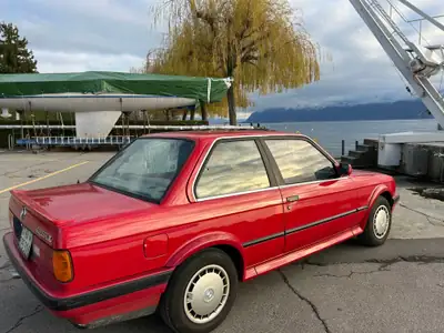 BMW 325 IX 1989 — Coupé sportif 4x4, 170 ch, histoire automobile rare — fianco