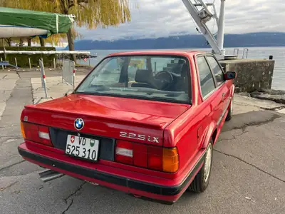 BMW 325 IX 1989 — Coupé sportif 4x4, 170 ch, histoire automobile rare — vista posteriore