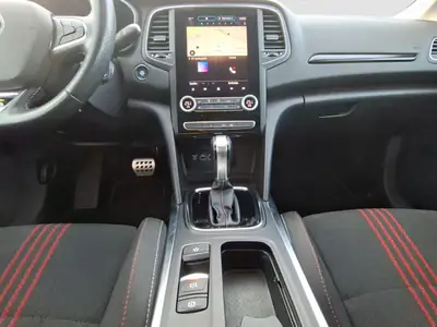 Renault Mégane Grandtour 1.6 E-Tech R.S. Line — Hybride rechargeable, 37'600 km seulement — Miniature 12