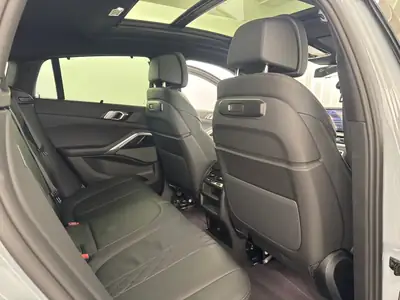 BMW X6 xDrive 48V 40i M Sport 2025 — SUV coupé premium, 381 ch hybride léger — Thumbnail 8