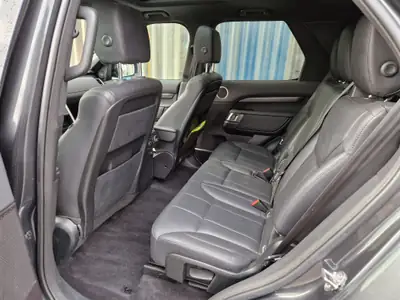 Land Rover Discovery 3.0 SDV6 HSE — SUV 7 places puissant, 4x4 intégral et équipé — détail