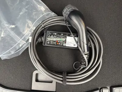 Ford Kuga 2.5 PHEV ST-Line — SUV hybride rechargeable avec garantie constructeur — Miniature 20