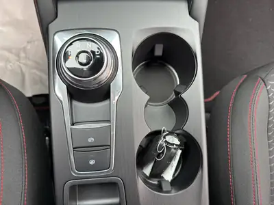 Ford Kuga 2.5 PHEV ST-Line — SUV hybride rechargeable avec garantie constructeur — Miniature 23