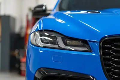 Jaguar F-Pace 5.0 V8 SVR P550 AWD — Monstre performant, 47'500 km seulement — Miniatur 10