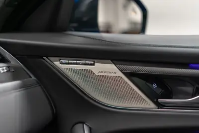 Jaguar F-Pace 5.0 V8 SVR P550 AWD — Monstre performant, 47'500 km seulement — Miniatur 17