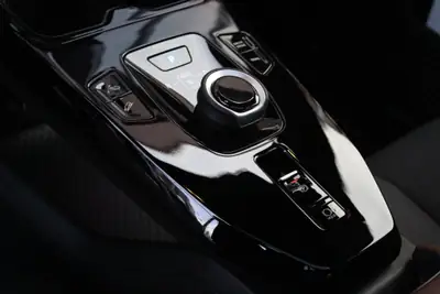 Suzuki e-Vitara 61kWh Compact Top 4x4 — SUV électrique avec grande autonomie et toit ouvrant — Miniature 18