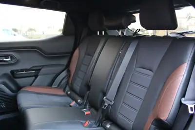 Suzuki e-Vitara 61kWh Compact Top 4x4 — SUV électrique avec grande autonomie et toit ouvrant — Miniature 24