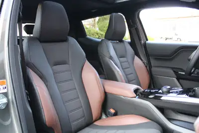 Suzuki e-Vitara 61kWh Compact Top 4x4 — SUV électrique avec grande autonomie et toit ouvrant — Miniature 25