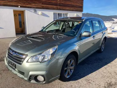 Subaru Outback 2.0D Swiss AWD — Robuste break diesel, traction intégrale, sans sinistre — exterior view