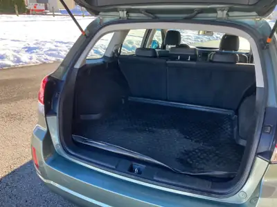 Subaru Outback 2.0D Swiss AWD — Robuste break diesel, traction intégrale, sans sinistre — Thumbnail 10