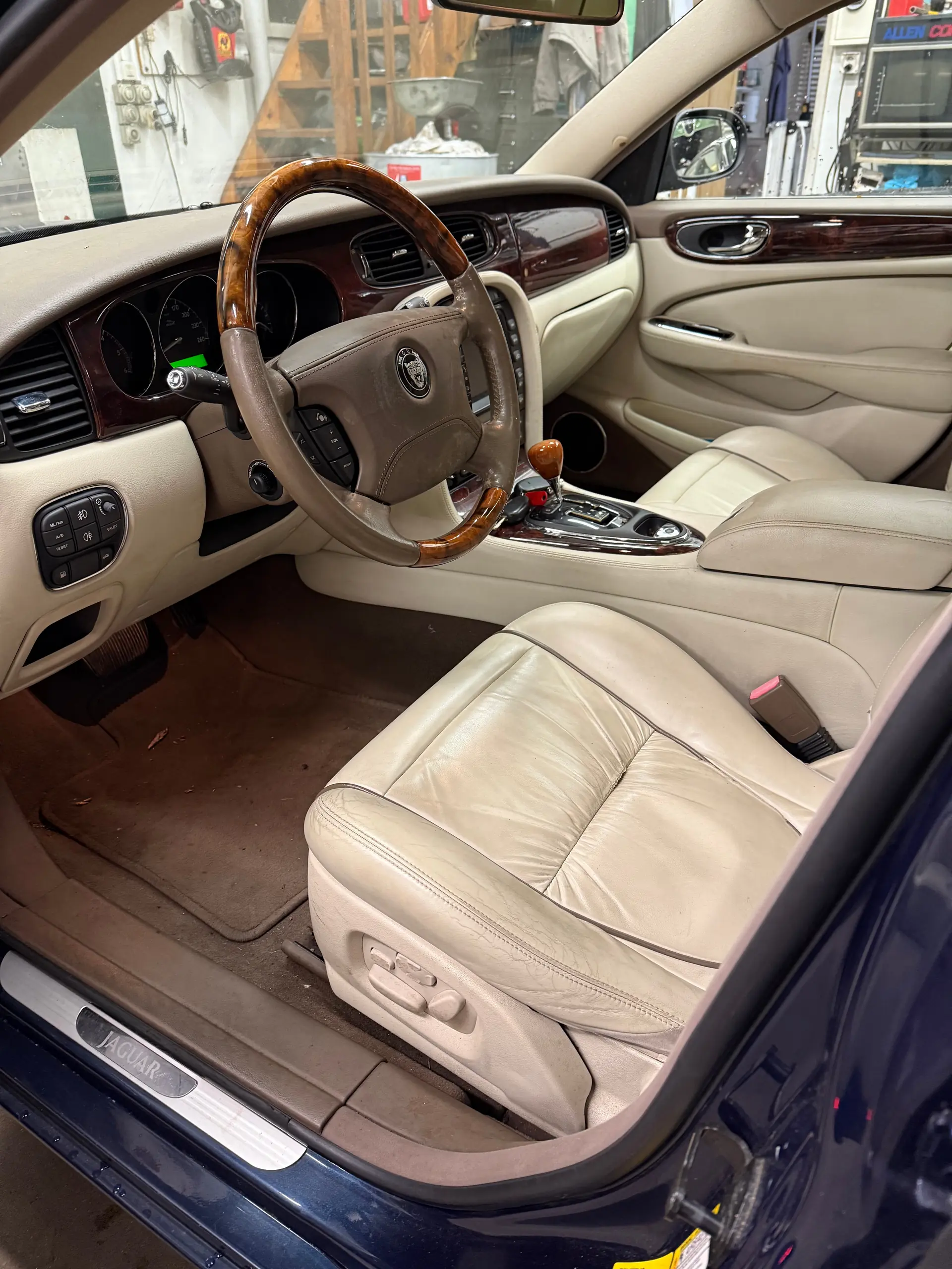 Jaguar XJ 2006 occasion Volketswil — 3