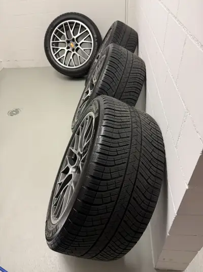 Porsche Macan GTS PDK 2021 — 440 PS et freins céramique PCCB, rarissime — Miniature 21