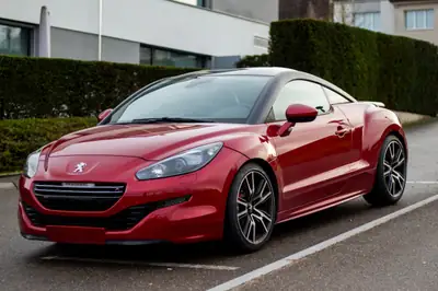 Peugeot RCZ R 1.6 Turbo — Coupé sportif 270 ch, seulement 48'000 km — Außenansicht
