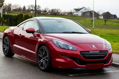Peugeot RCZ R 1.6 Turbo — Coupé sportif 270 ch, seulement 48'000 km — Innenraum