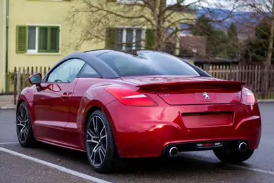 Peugeot RCZ R 1.6 Turbo — Coupé sportif 270 ch, seulement 48'000 km — Armaturenbrett