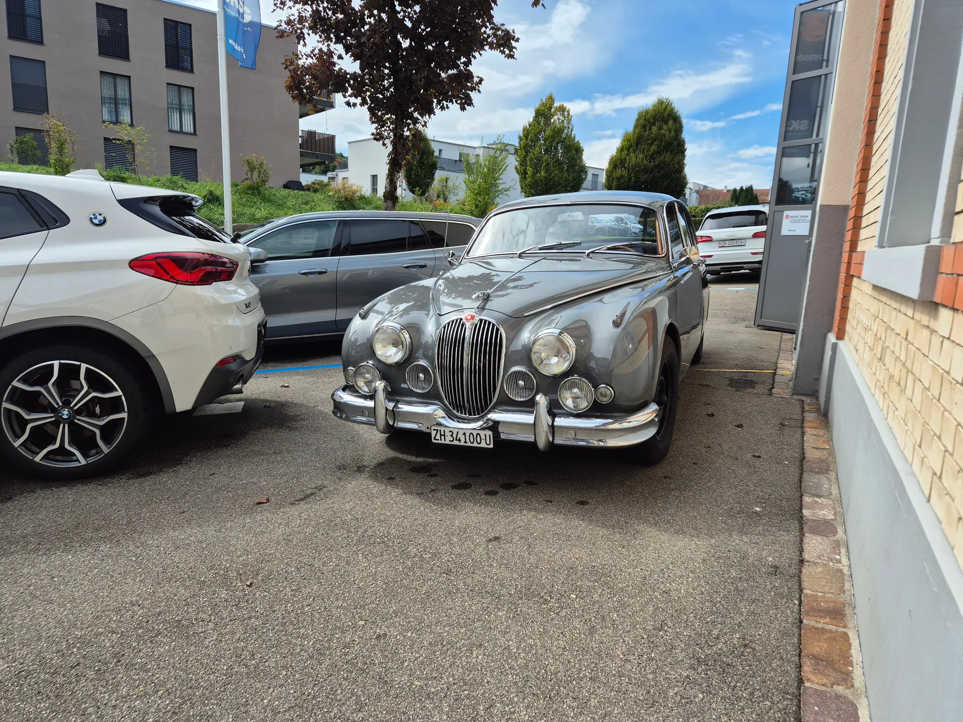 Jaguar MK 2 4.2 — Chef-d'œuvre britannique de 1968, 90'000 km, sans sinistre — Außenansicht