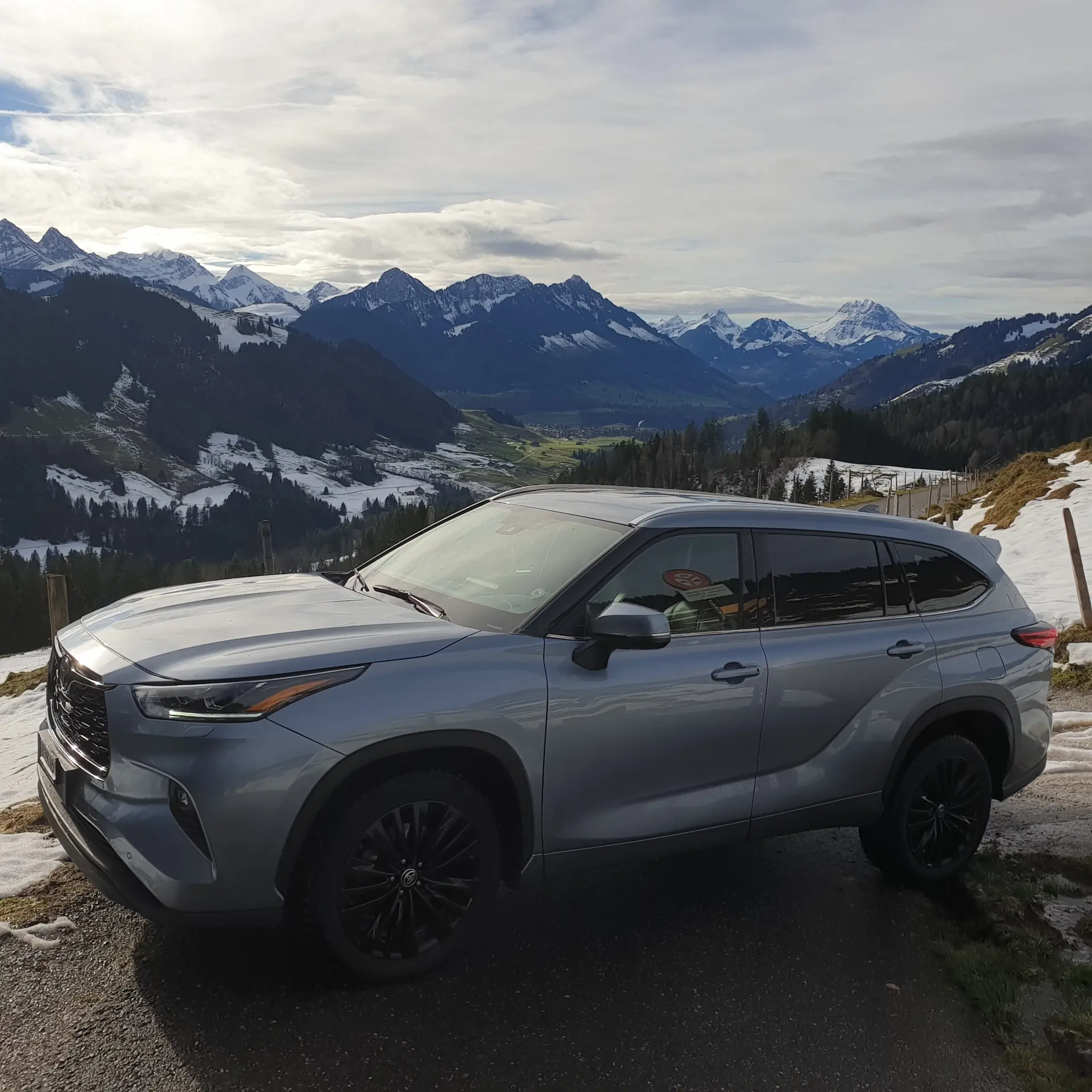 Toyota Highlander 2021 occasion Cerniat FR — 3