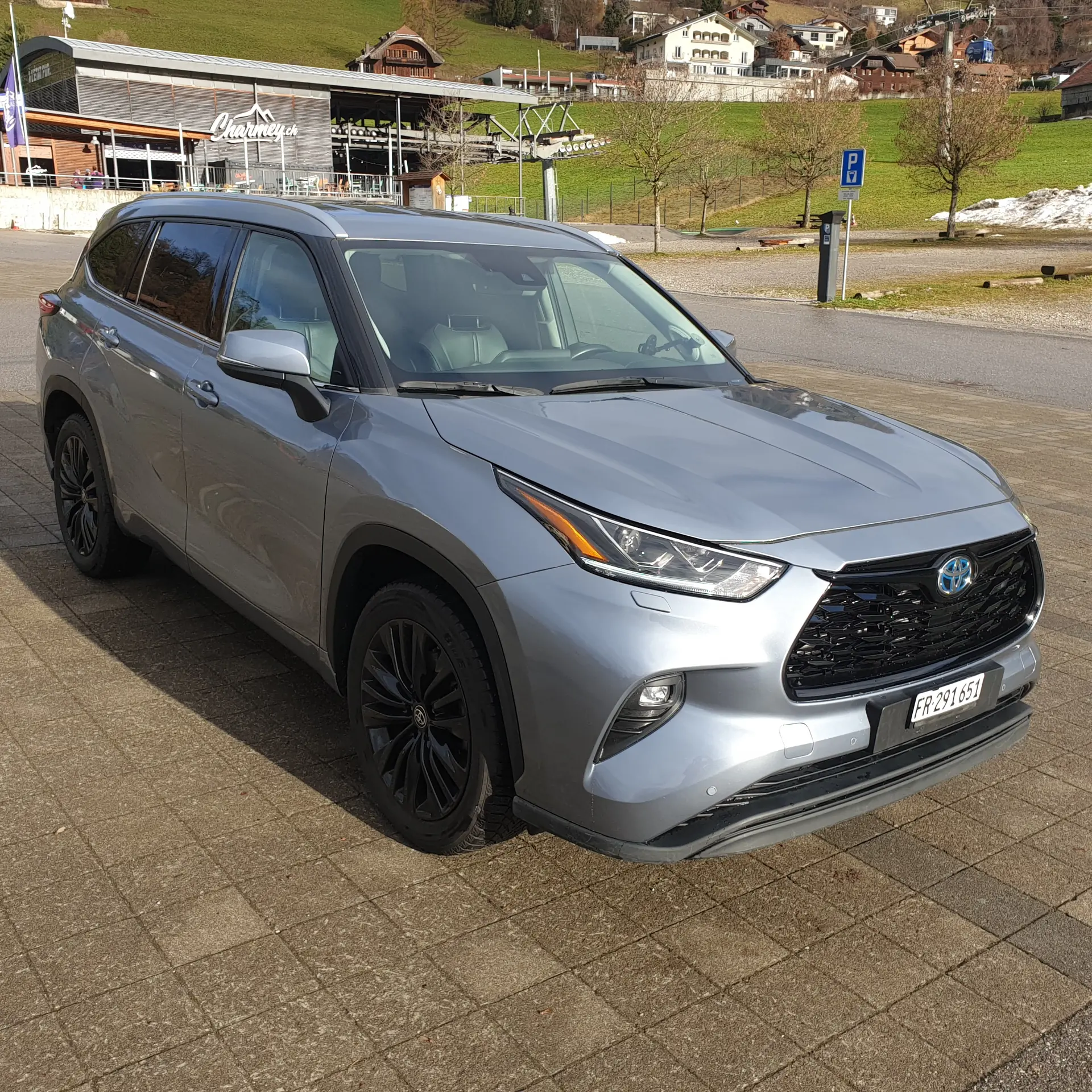 Toyota Highlander 2021 occasion Cerniat FR — 1