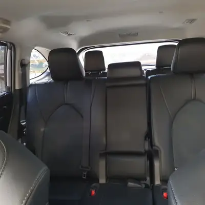 Toyota Highlander 2.5 HSD Premium — SUV 7 places hybride, 71 500 km seulement — Miniature 10