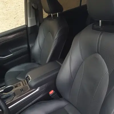 Toyota Highlander 2.5 HSD Premium — SUV 7 places hybride, 71 500 km seulement — Miniature 18
