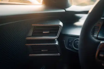 Ford GT 2018 — Supercar légendaire, 3 200 km seulement — Miniatur 19