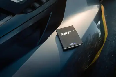 Ford GT 2018 — Supercar légendaire, 3 200 km seulement — Miniatur 21