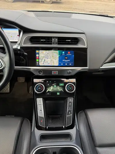 Jaguar I-PACE EV400 S AWD — SUV électrique haute performance, 70'000 km — Thumbnail 13