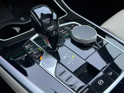 BMW X5 xDrive M50d Steptronic — SUV premium diesel 400 ch, entretien BMW complet — Miniatur 17