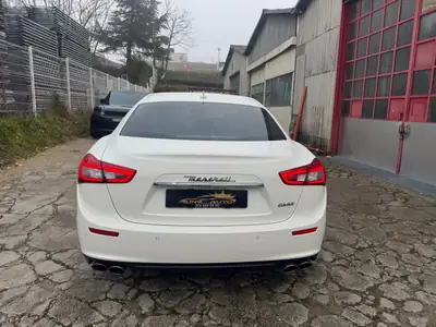 Maserati Ghibli D 3.0 V6 — Berline de prestige diesel, 120'000 km, sans sinistre — cruscotto