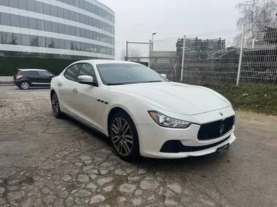 Maserati Ghibli D 3.0 V6 — Berline de prestige diesel, 120'000 km, sans sinistre — Miniatura 7