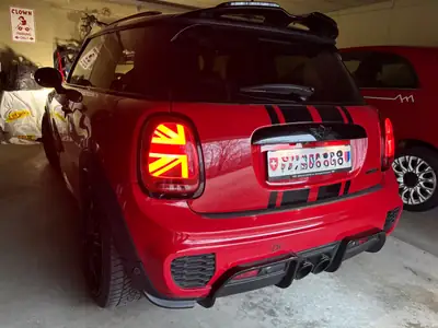 MINI JCW 2015 — Sportive compacte, moteur révisé, 231 ch et toit ouvrant — dettaglio