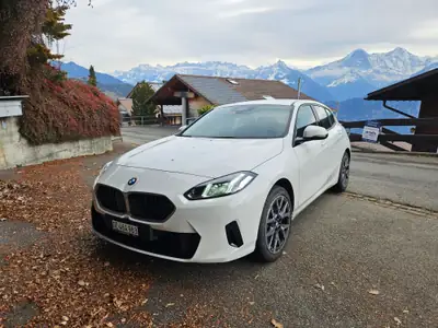 BMW 116 Steptronic — Compacte élégante, automatique fluide et kilométrage faible — interior